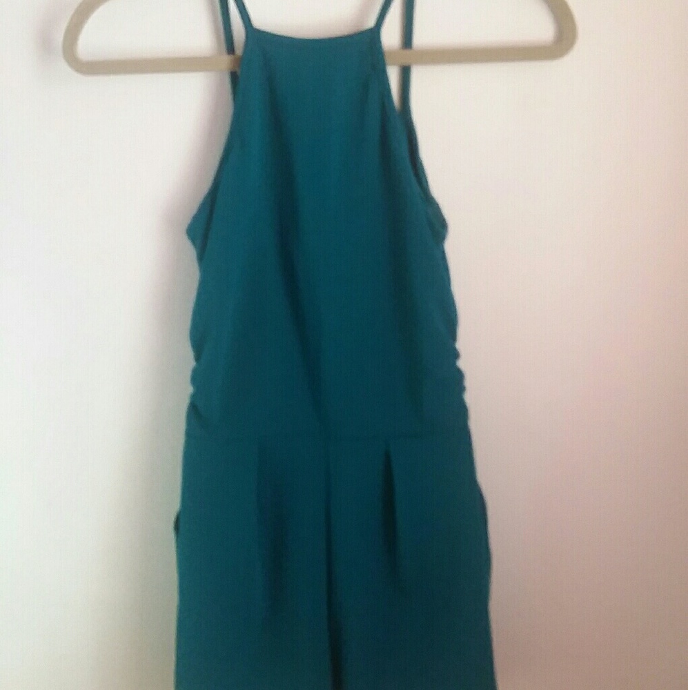 Romper - Picture 3 of 4